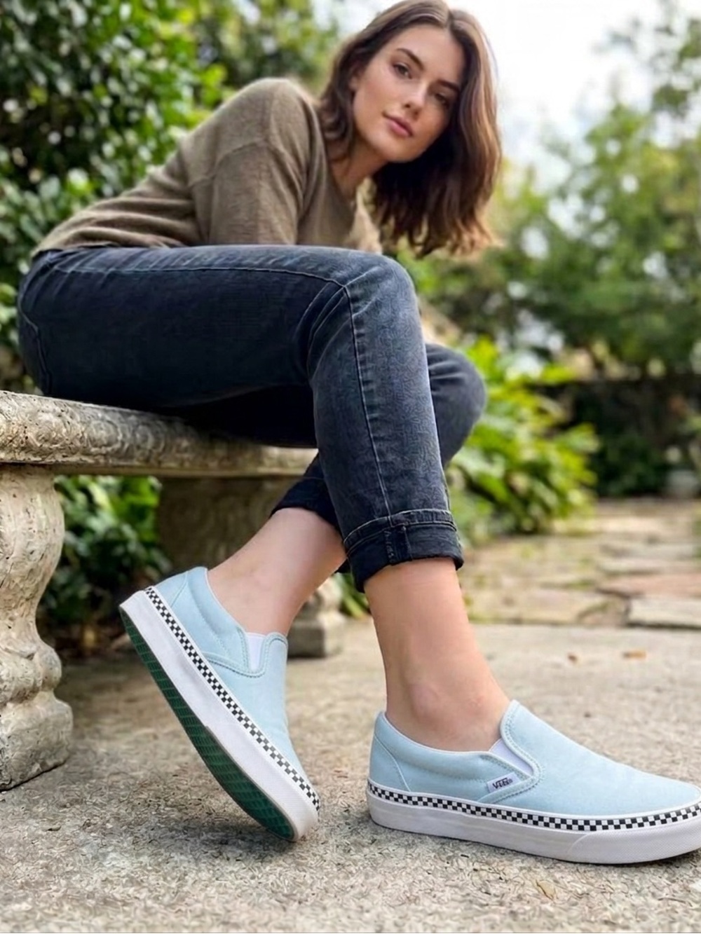 VANS Sneakers unisex women's 8.5 | men's 7 Blue White Slides Skateboarding